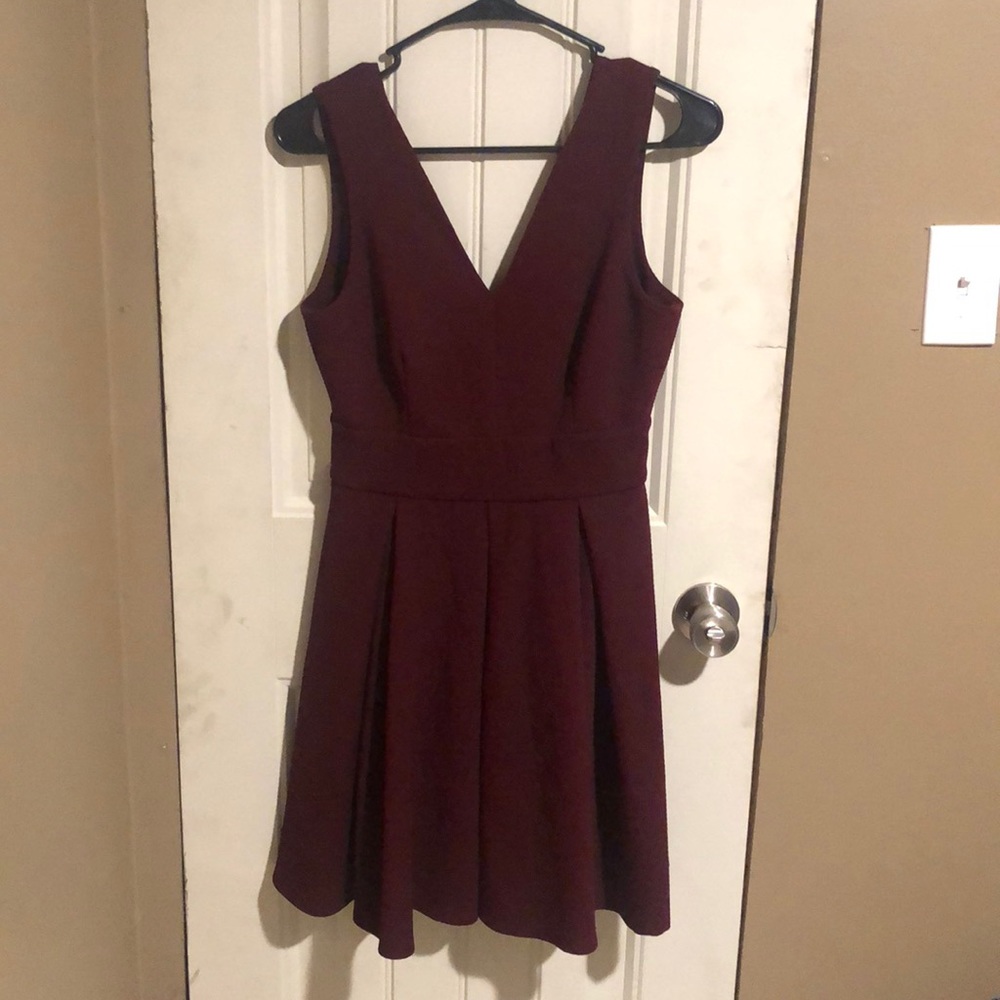 Cute burgundy dress